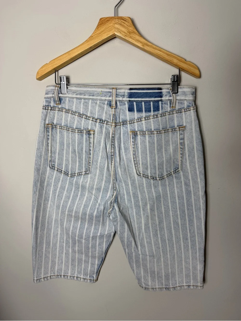 Happy X Nature High Rise Denim Striped Bermuda Shorts Jeans Size 30 *1131